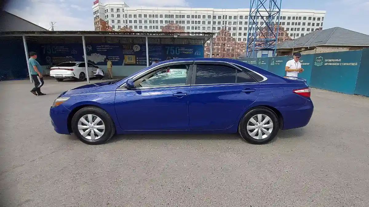 Toyota Camry 2015 года за 8 500 000 тг. в Шымкент