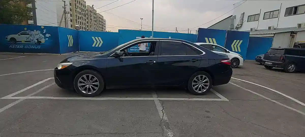 Toyota Camry 2016 года за 9 000 000 тг. в Алматы