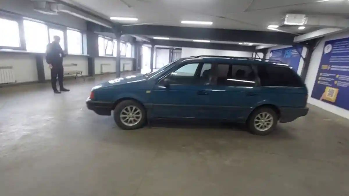 Volkswagen Passat 1992 года за 1 300 000 тг. в Астана