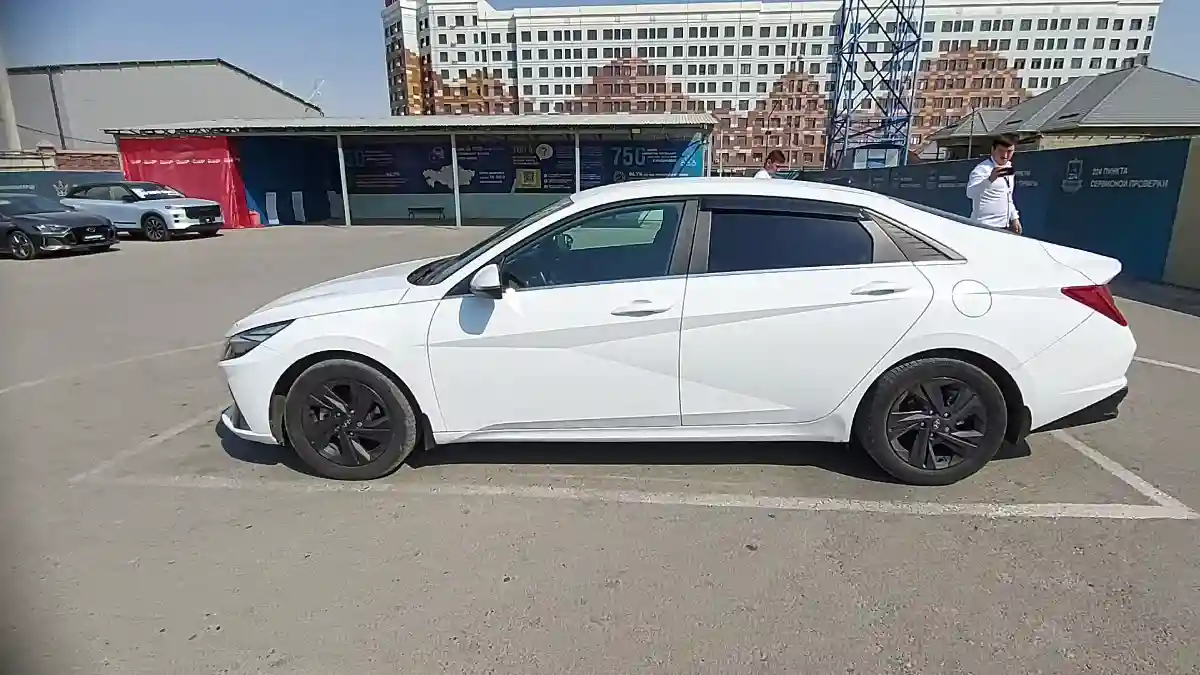 Hyundai Elantra 2021 года за 10 000 000 тг. в Шымкент