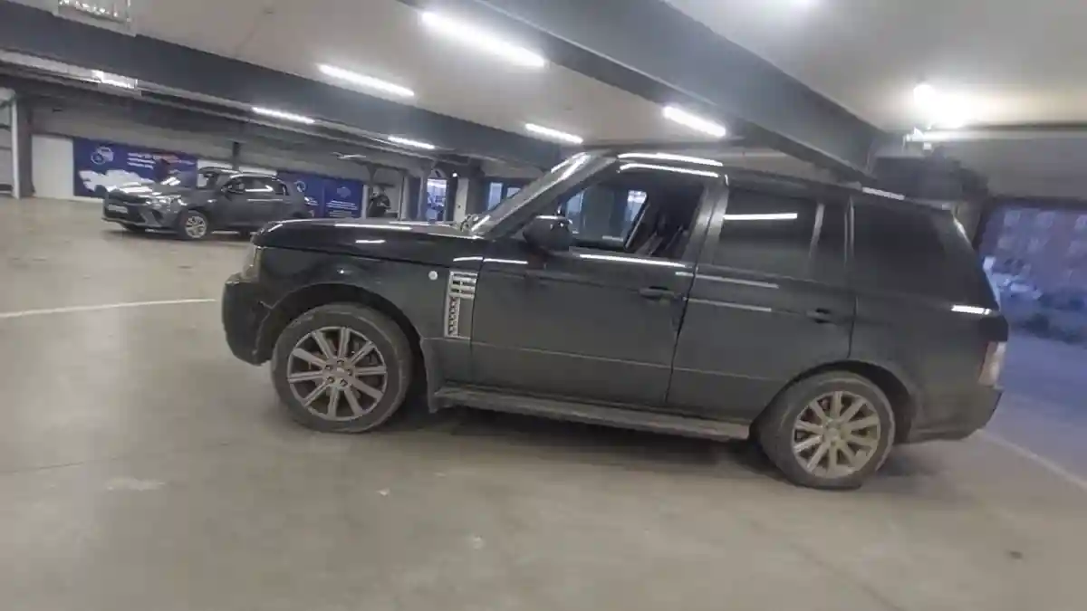 Land Rover Range Rover 2010 года за 12 000 000 тг. в Астана