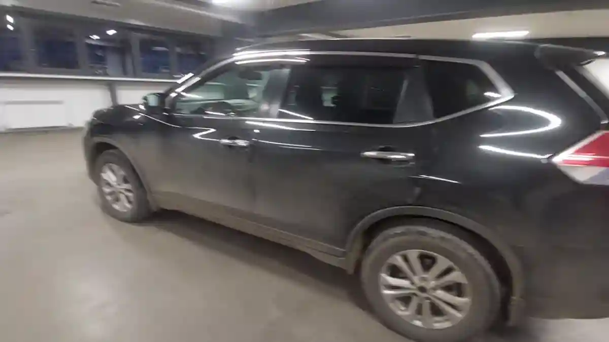 Nissan X-Trail 2017 года за 9 000 000 тг. в Астана