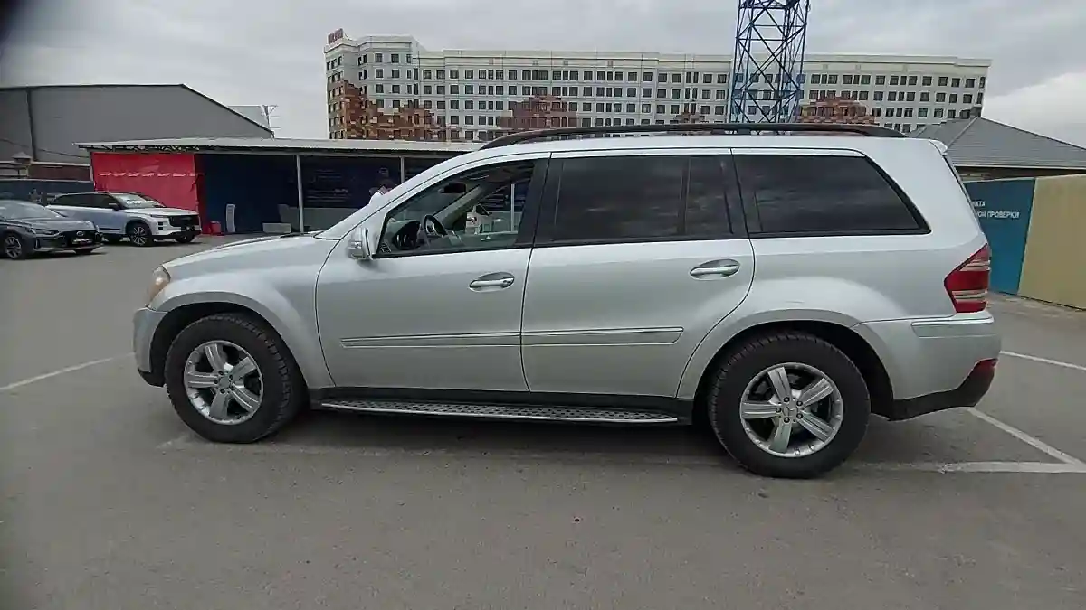 Mercedes-Benz GL-Класс 2007 года за 7 000 000 тг. в Шымкент