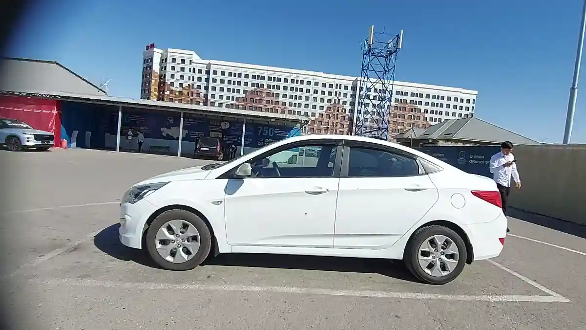 Hyundai Solaris 2015 года за 5 000 000 тг. в Шымкент