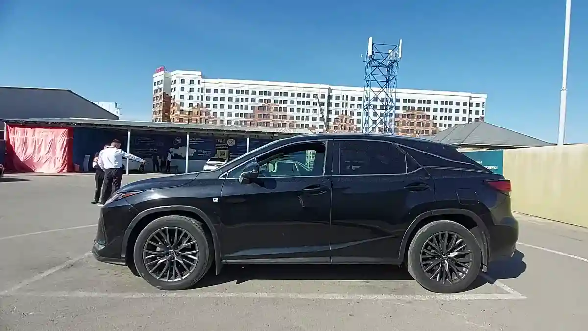 Lexus RX 2021 года за 28 000 000 тг. в Шымкент