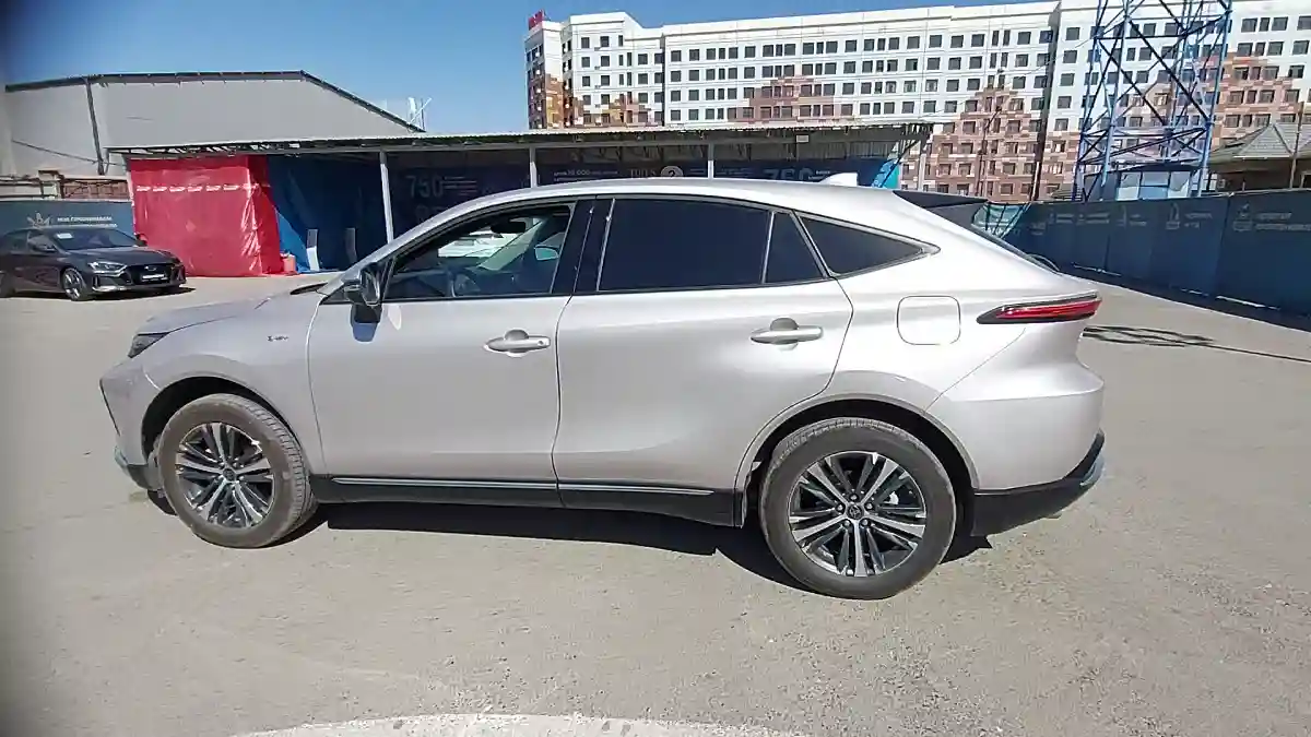 Toyota Venza 2024 года за 25 000 000 тг. в Шымкент