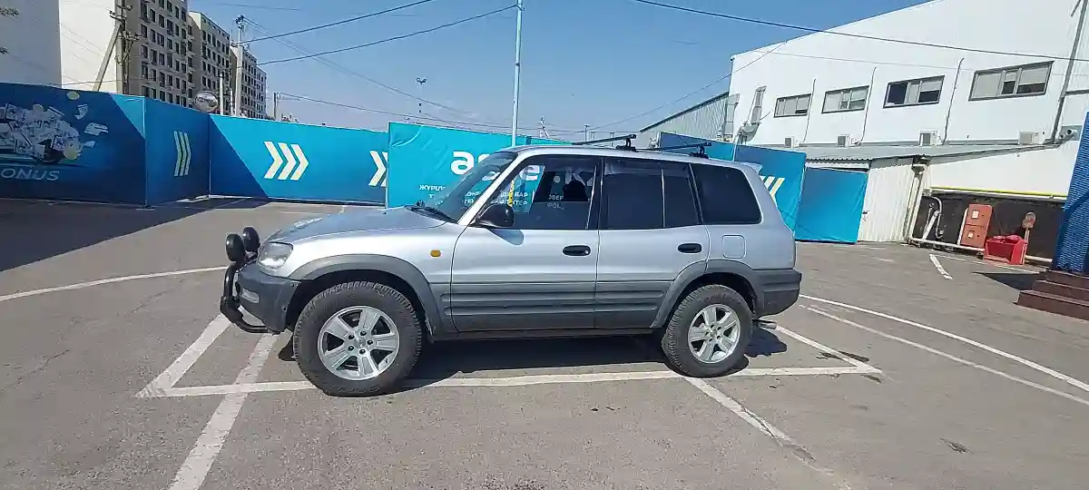 Toyota RAV4 1996 года за 3 000 000 тг. в Алматы