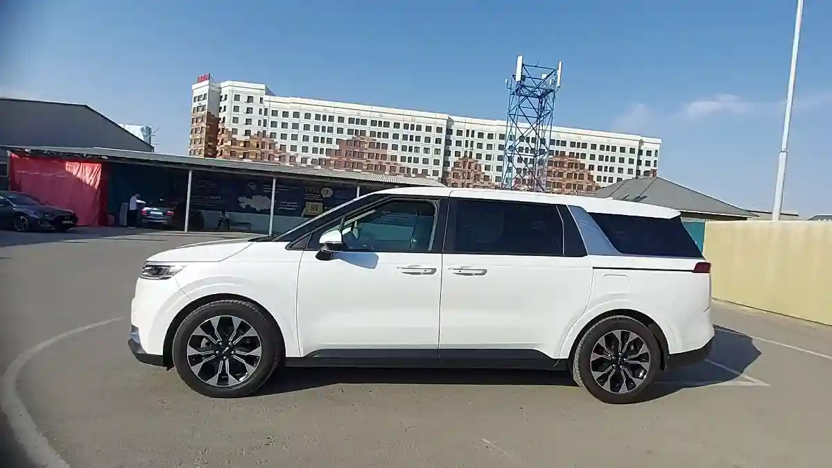 Kia Carnival 2021 года за 17 500 000 тг. в Шымкент