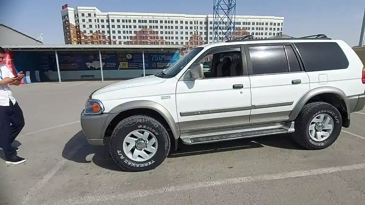 Mitsubishi Montero Sport 2000 года за 5 500 000 тг. в Шымкент
