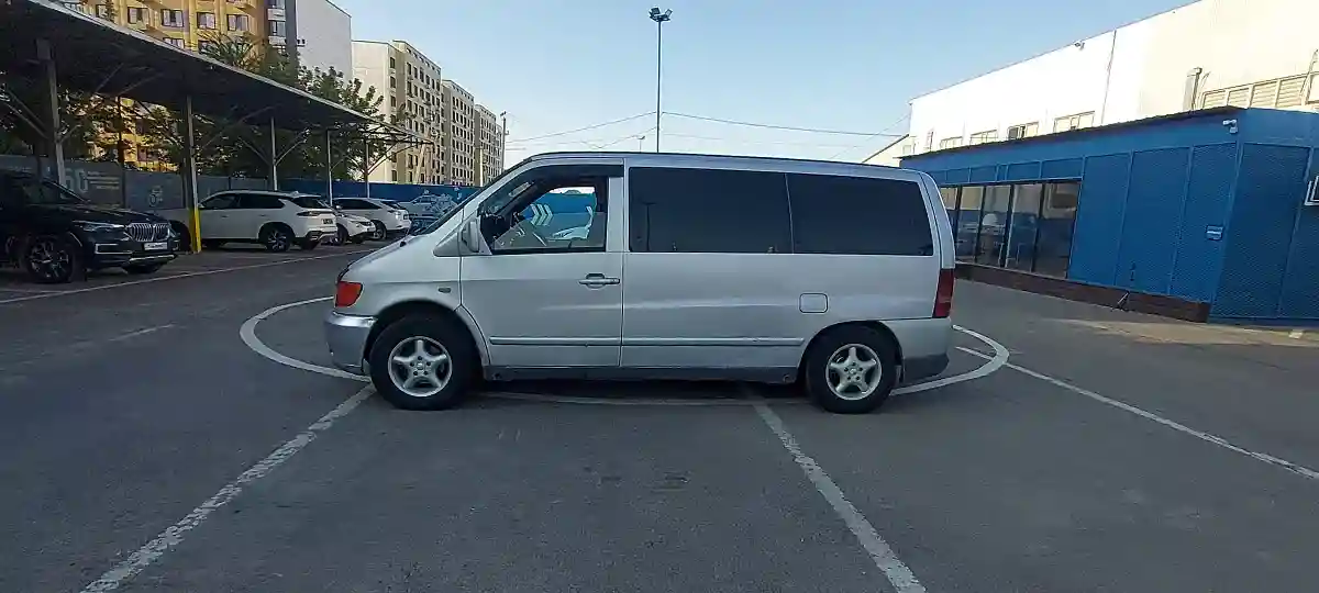 Mercedes-Benz V-Класс 2000 года за 2 000 000 тг. в Алматы