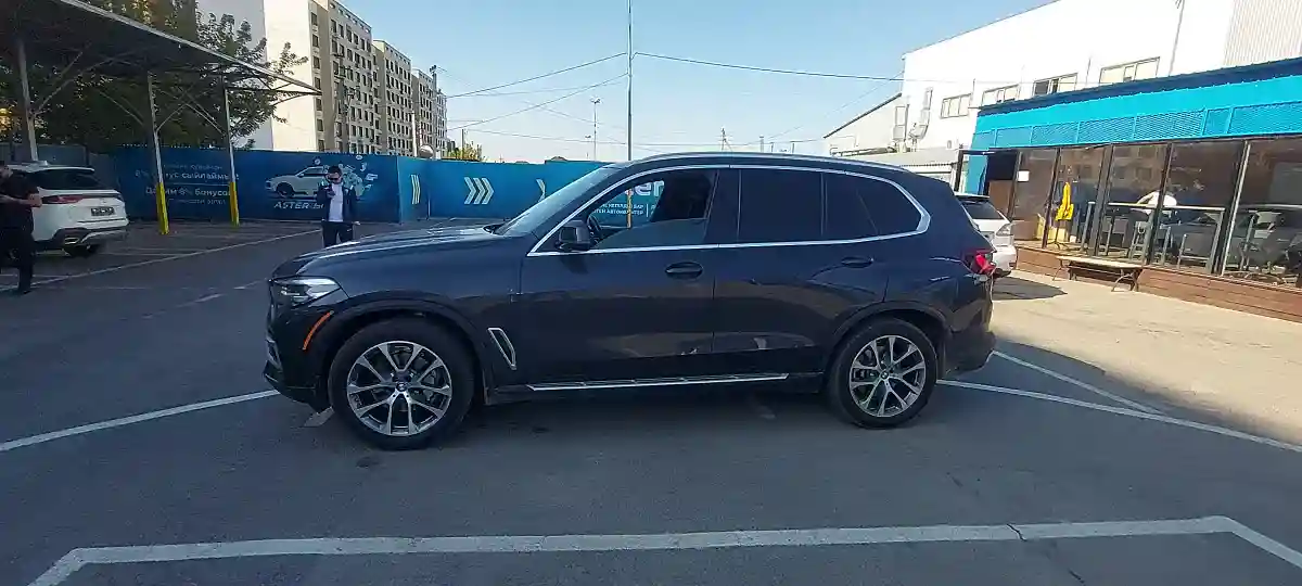 BMW X5 2023 года за 22 000 000 тг. в Алматы