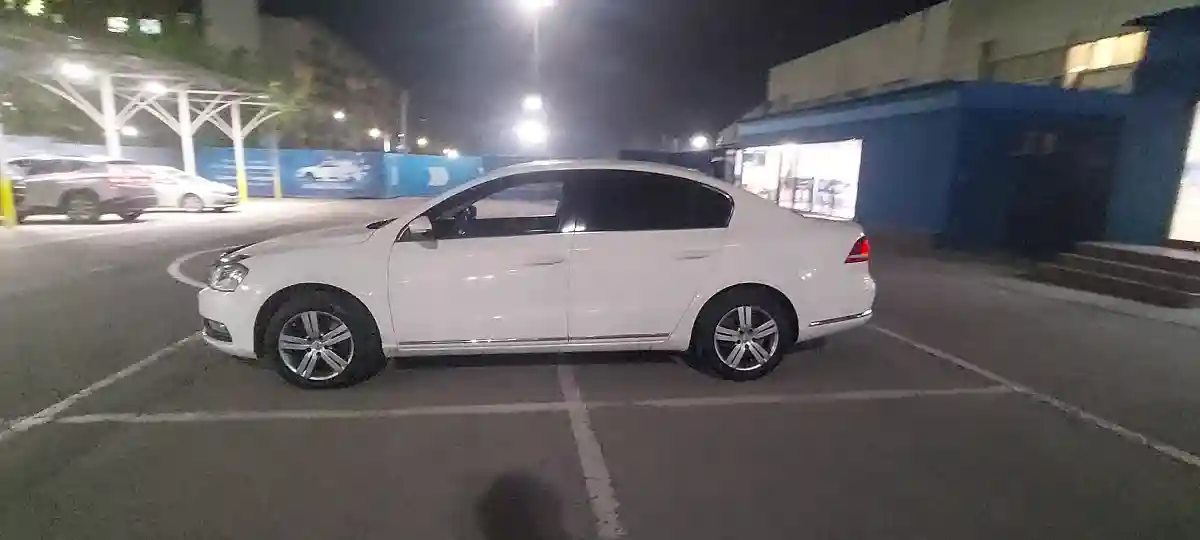 Volkswagen Passat 2012 года за 5 200 000 тг. в Алматы