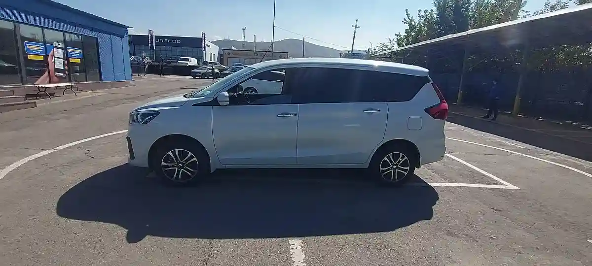 Suzuki Ertiga 2022 года за 10 000 000 тг. в Алматы