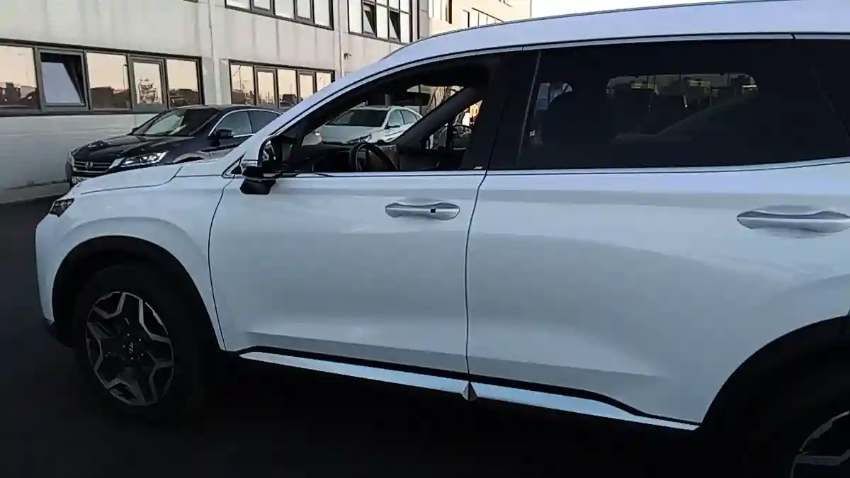 Hyundai Santa Fe 2023 года за 17 000 000 тг. в Астана