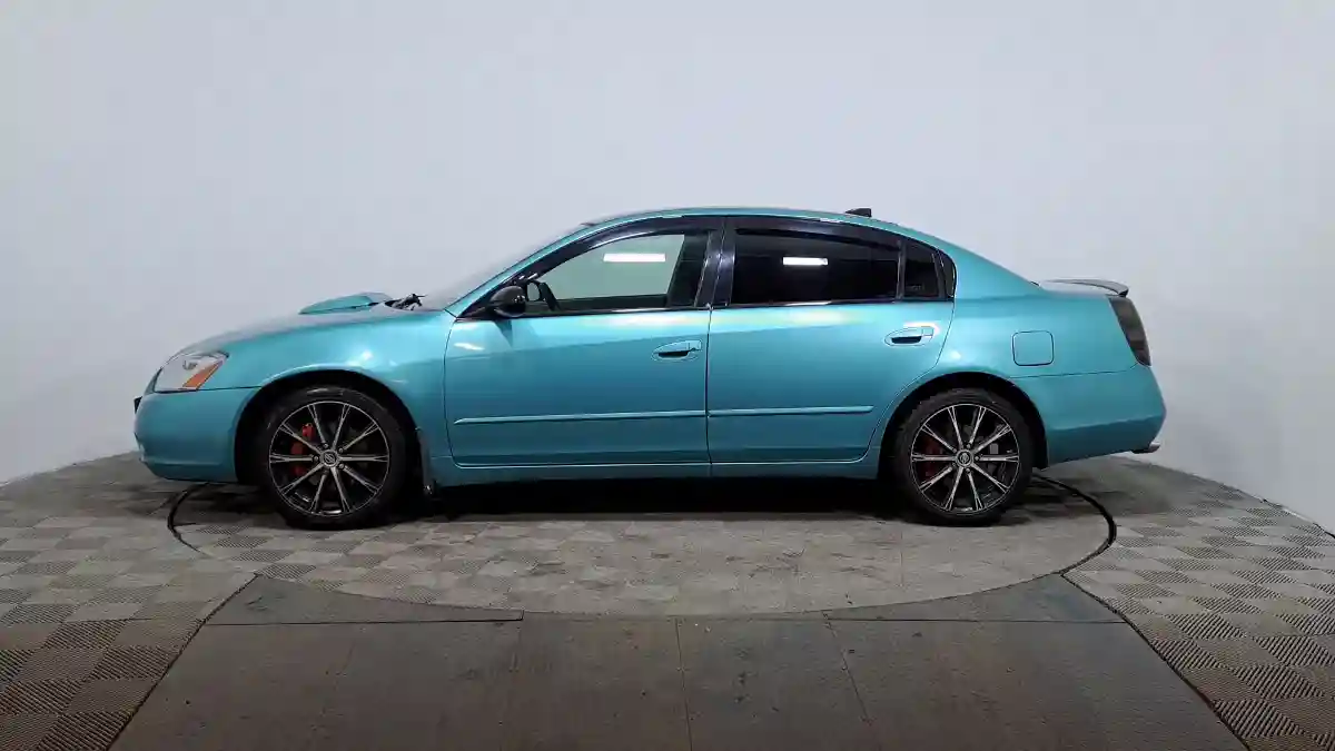 Nissan Altima 2002 года за 3 500 000 тг. в Астана
