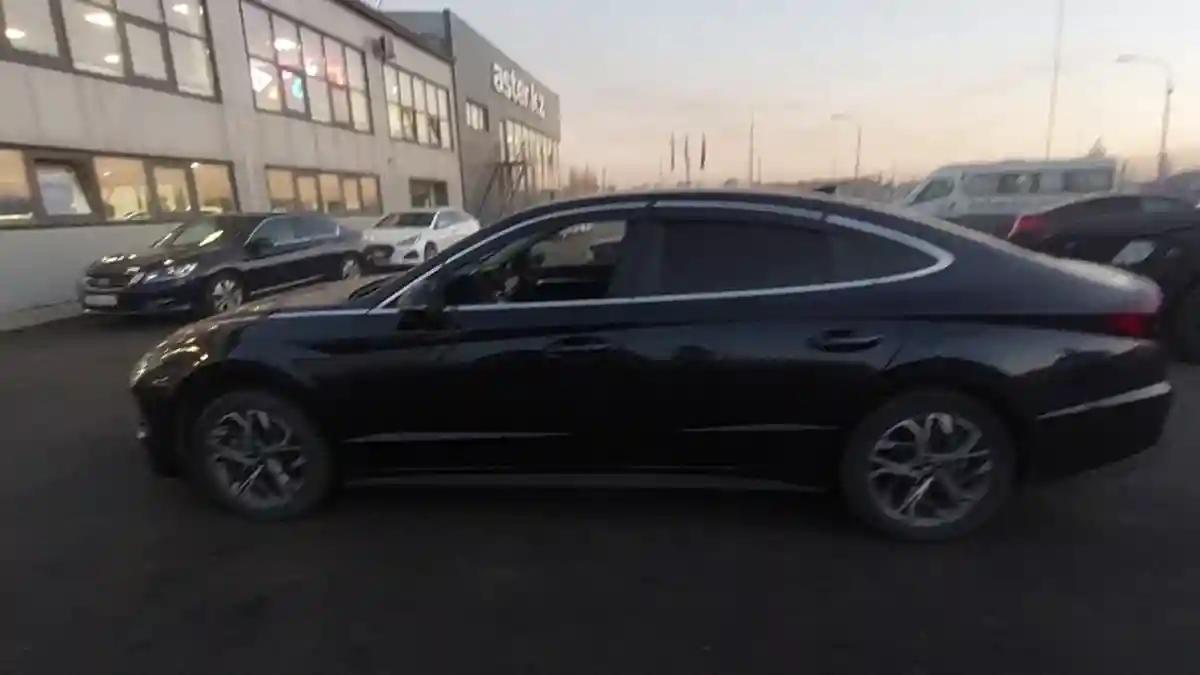 Hyundai Sonata 2022 года за 12 000 000 тг. в Астана