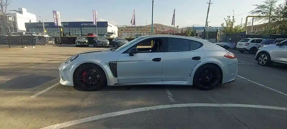 Porsche Panamera 2012 года за 16 000 000 тг. в Алматы