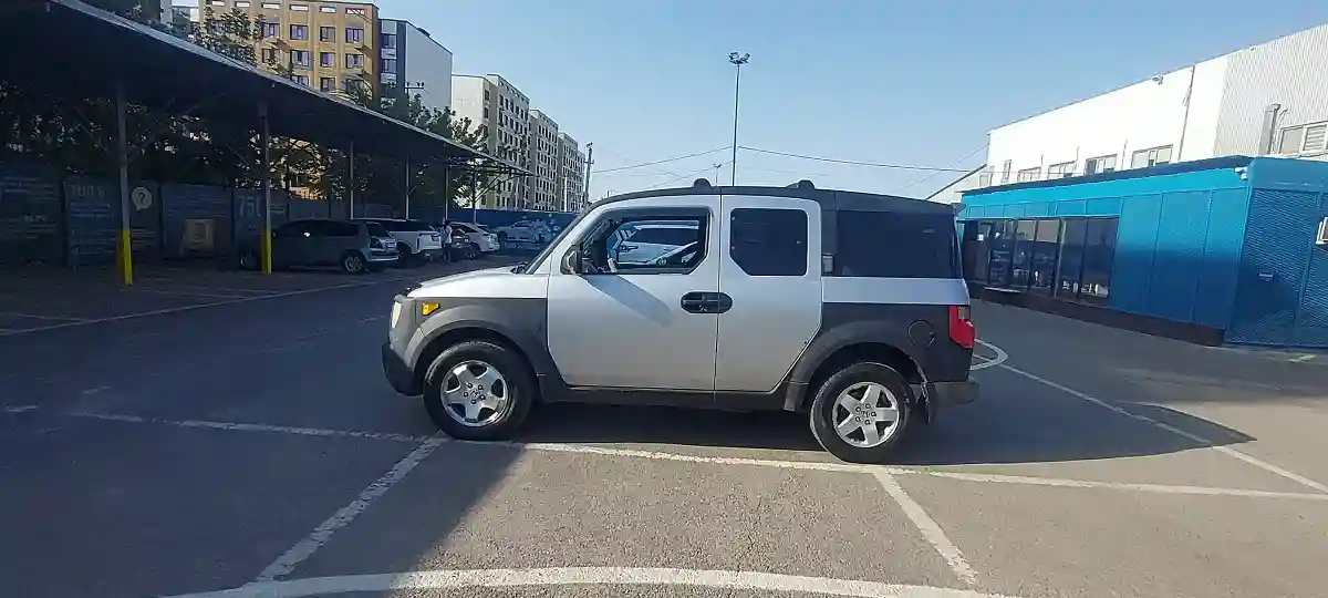 Honda Element 2004 года за 5 000 000 тг. в Алматы
