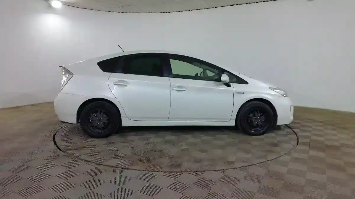 Toyota Prius 2013 года за 6 500 000 тг. в Шымкент