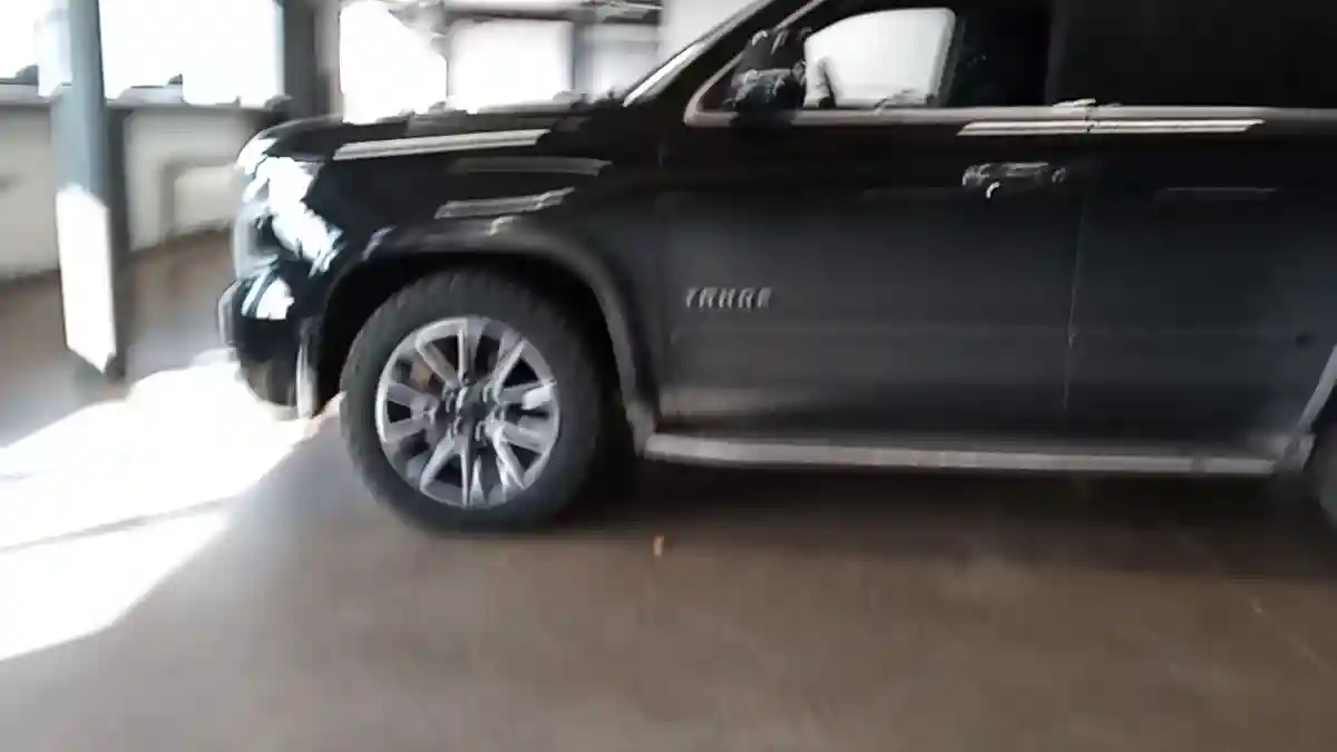 Chevrolet Tahoe 2015 года за 21 000 000 тг. в Астана