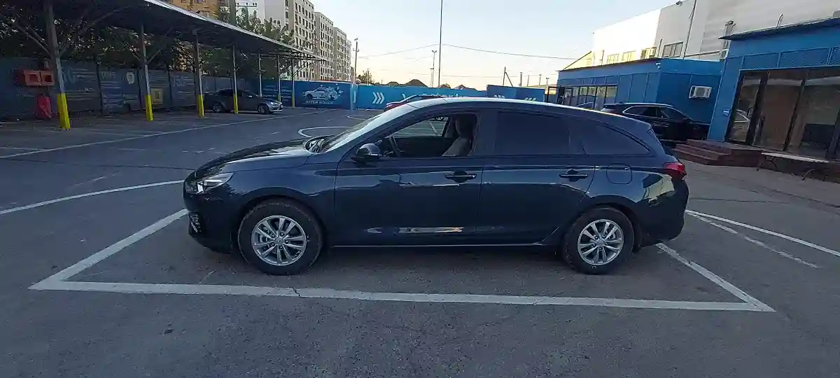 Hyundai i30 2024 года за 9 490 000 тг. в Алматы