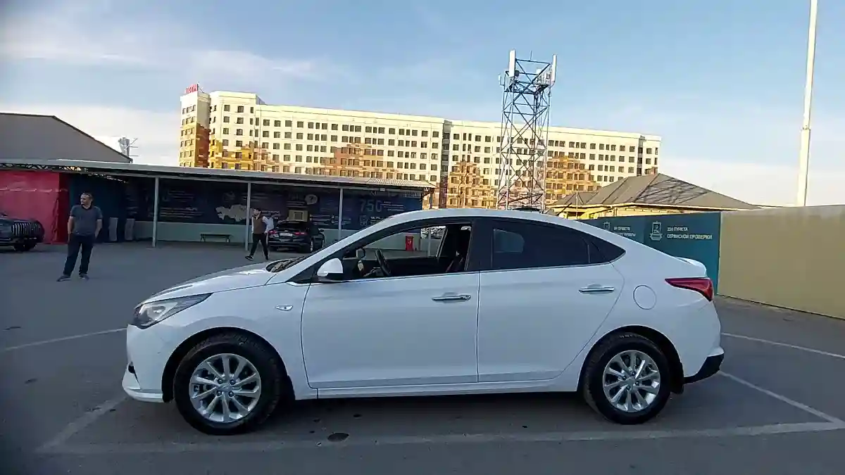 Hyundai Solaris 2021 года за 8 000 000 тг. в Шымкент