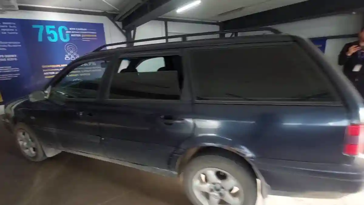 Volkswagen Passat 1993 года за 1 200 000 тг. в Астана