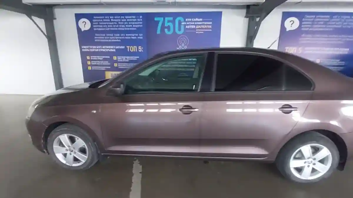 Skoda Rapid 2014 года за 4 400 000 тг. в Астана