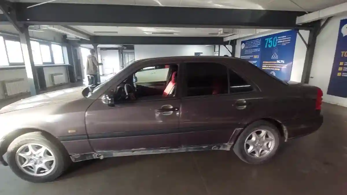 Mercedes-Benz C-Класс 1994 года за 1 000 000 тг. в Астана