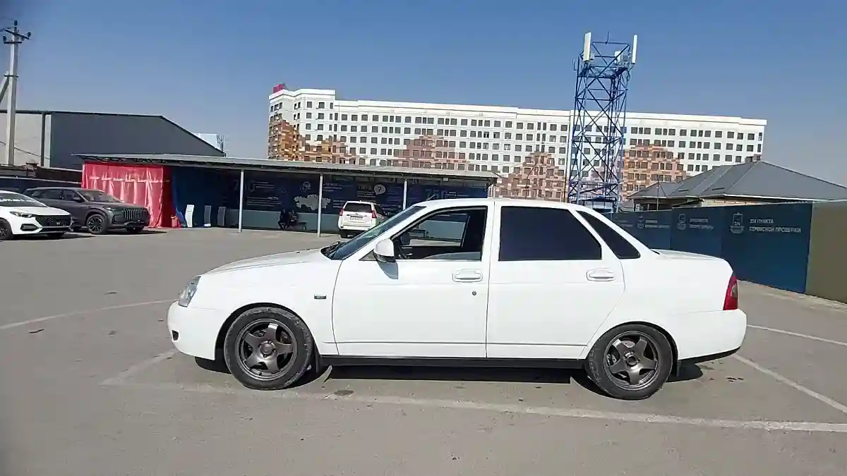 LADA (ВАЗ) Priora 2013 года за 2 900 000 тг. в Шымкент