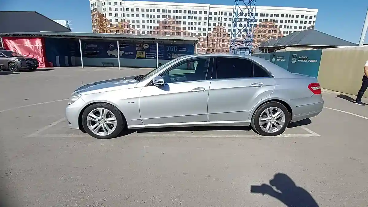 Mercedes-Benz E-Класс 2010 года за 7 000 000 тг. в Шымкент