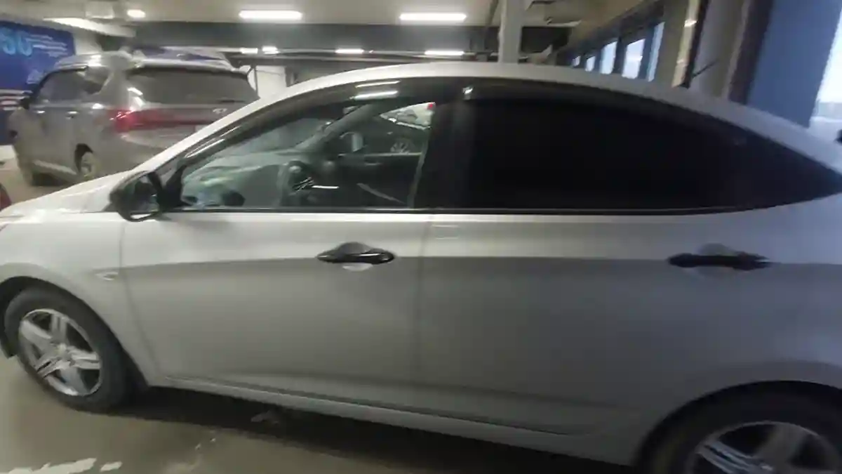 Hyundai Solaris 2015 года за 5 000 000 тг. в Астана