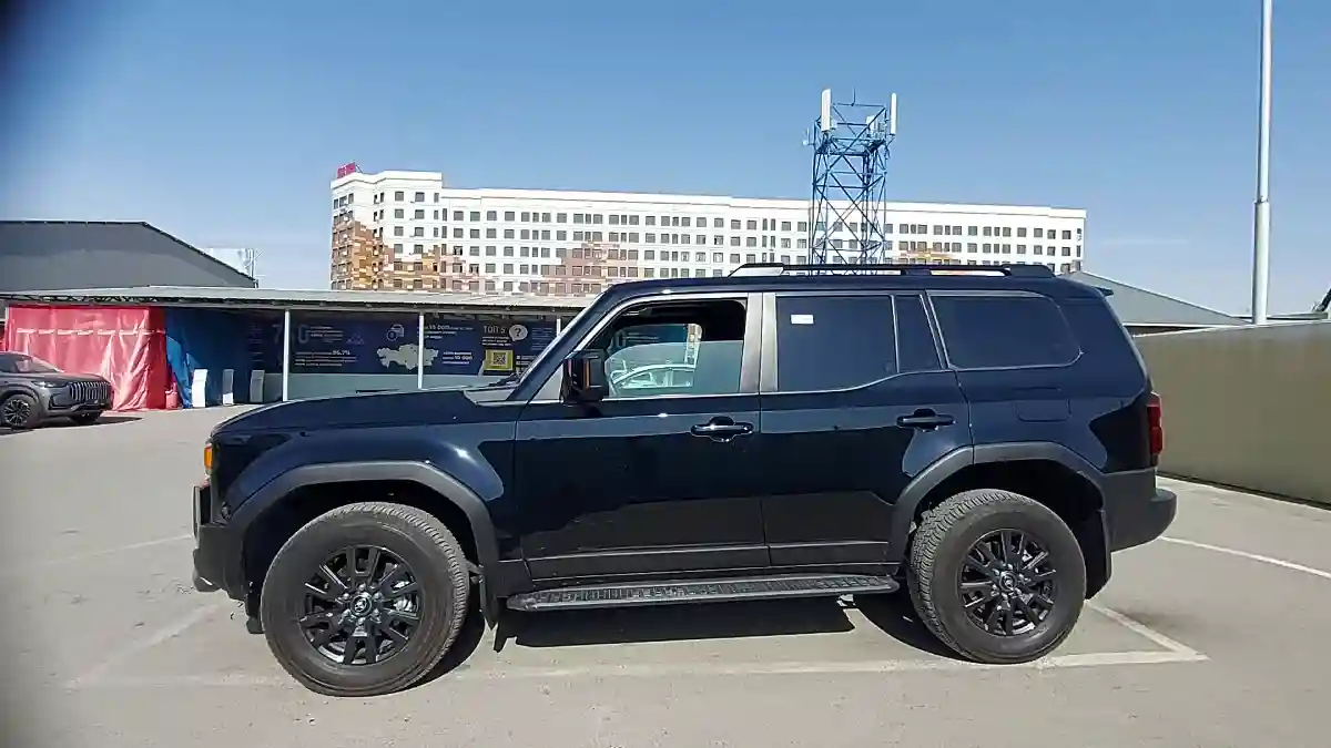 Toyota Land Cruiser Prado 2024 года за 47 000 000 тг. в Шымкент