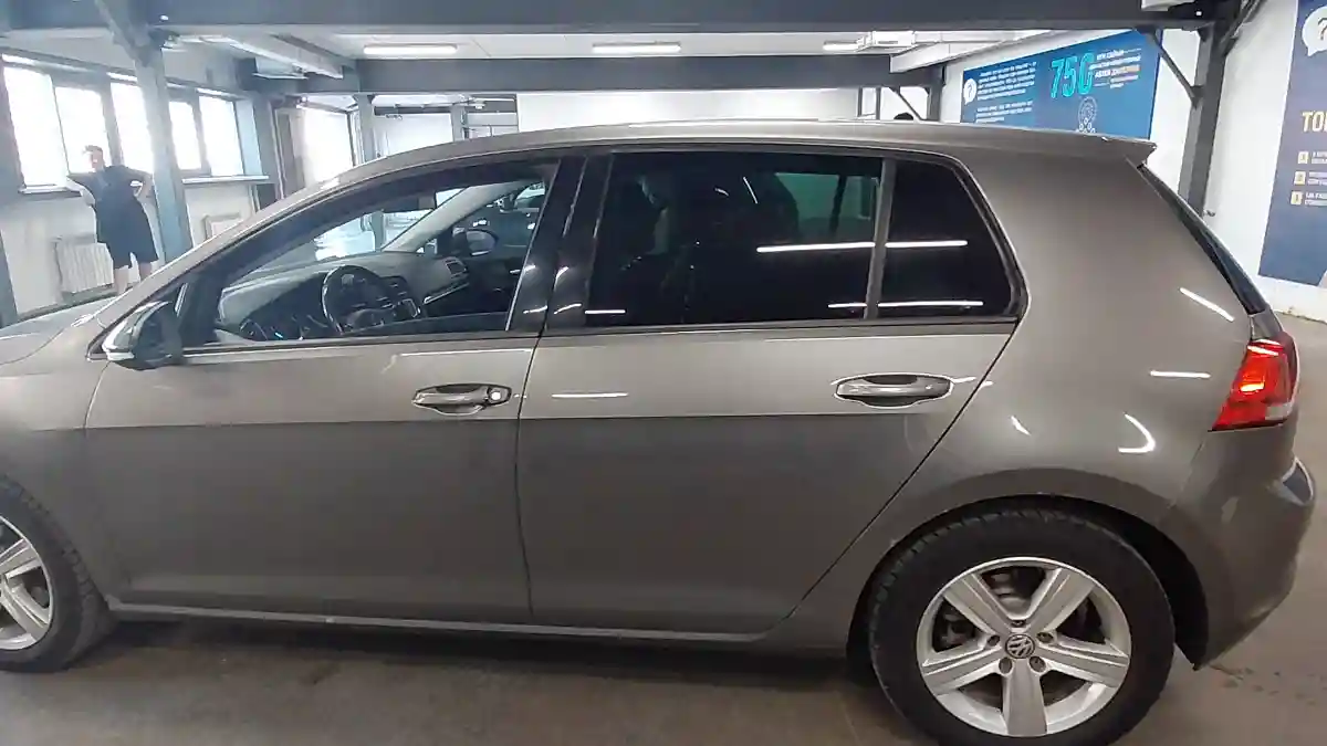 Volkswagen Golf 2014 года за 7 000 000 тг. в Астана