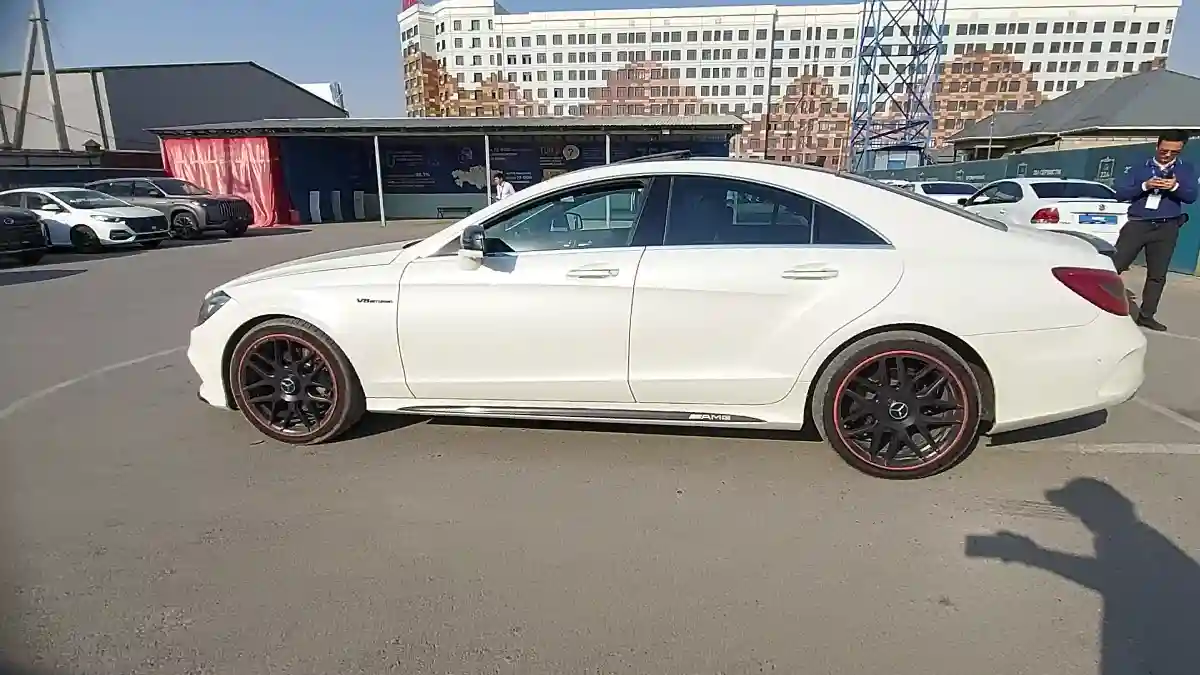 Mercedes-Benz CLS 2015 года за 18 500 000 тг. в Шымкент