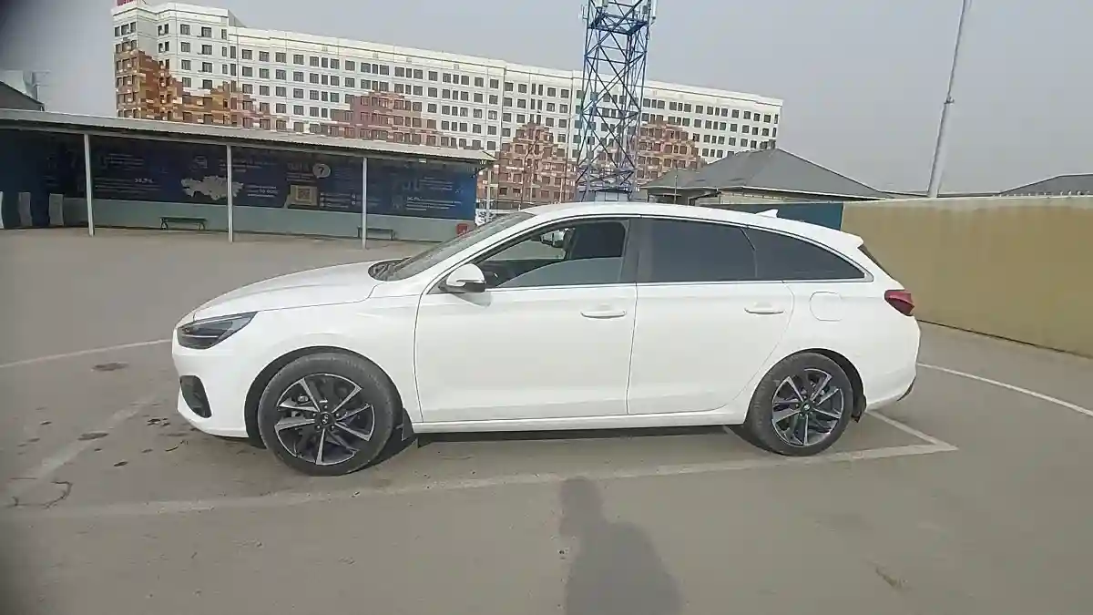 Hyundai i30 2022 года за 9 000 000 тг. в Шымкент