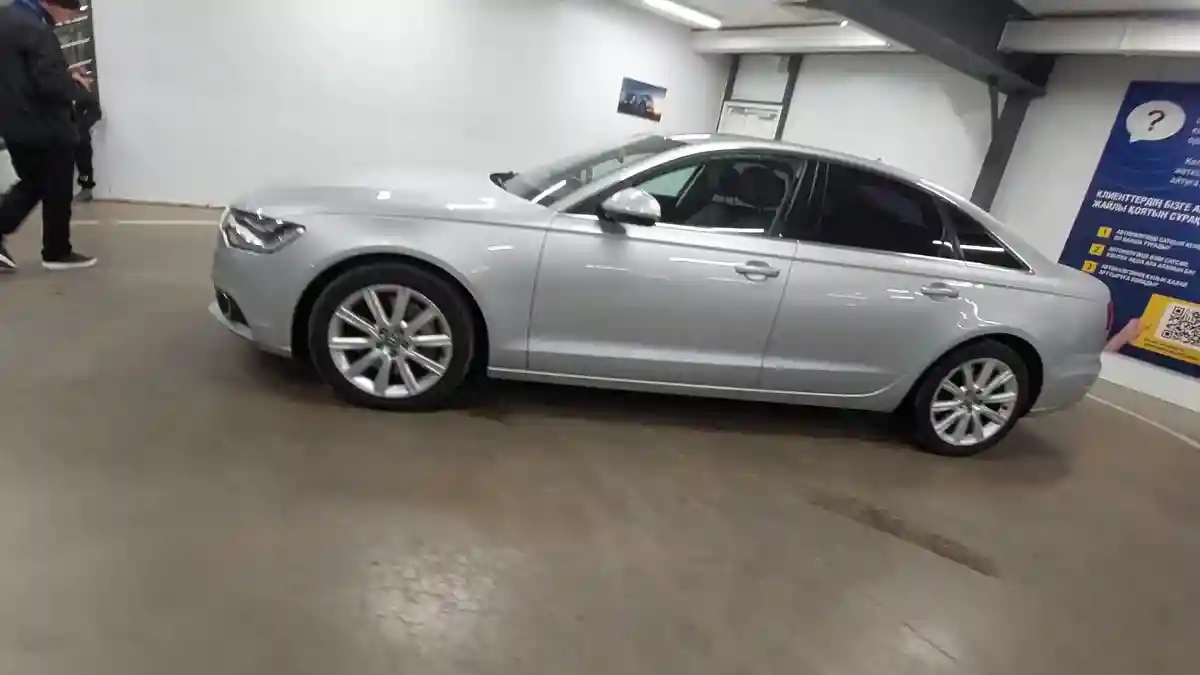 Audi A6 2013 года за 10 800 000 тг. в Астана
