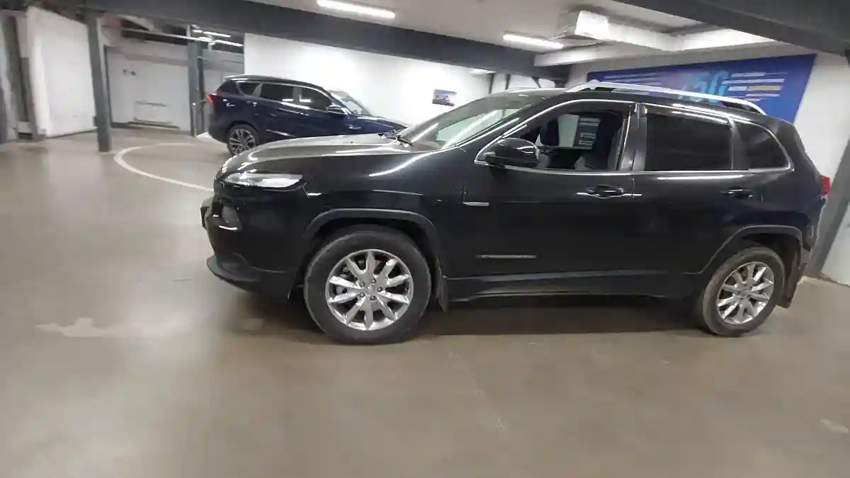 Jeep Cherokee 2014 года за 15 000 000 тг. в Астана
