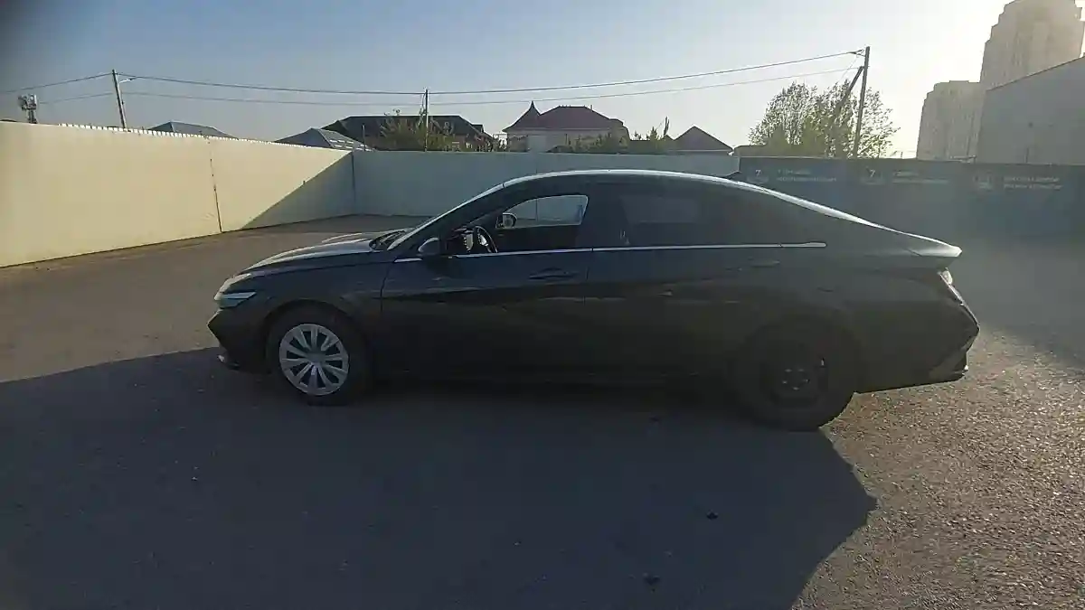 Hyundai Elantra 2024 года за 9 300 000 тг. в Шымкент