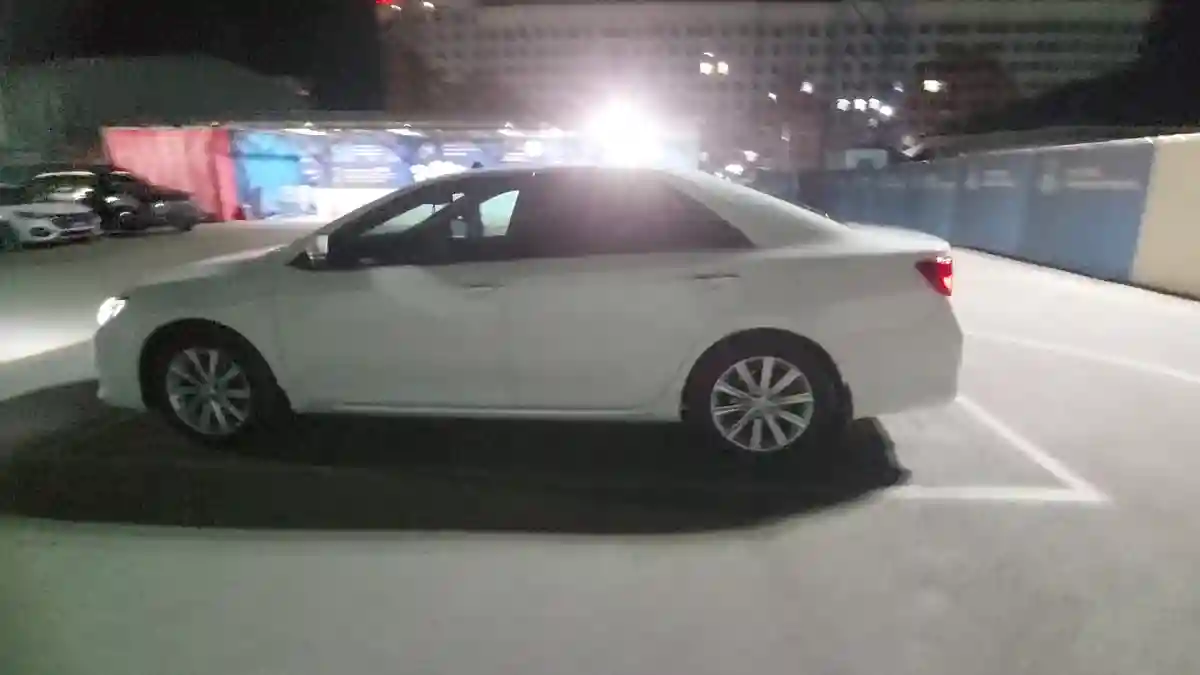 Toyota Camry 2012 года за 9 800 000 тг. в Шымкент