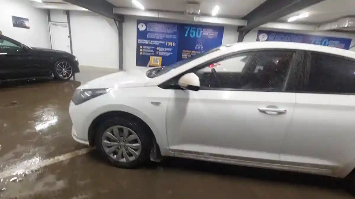 Hyundai Accent 2021 года за 8 000 000 тг. в Астана