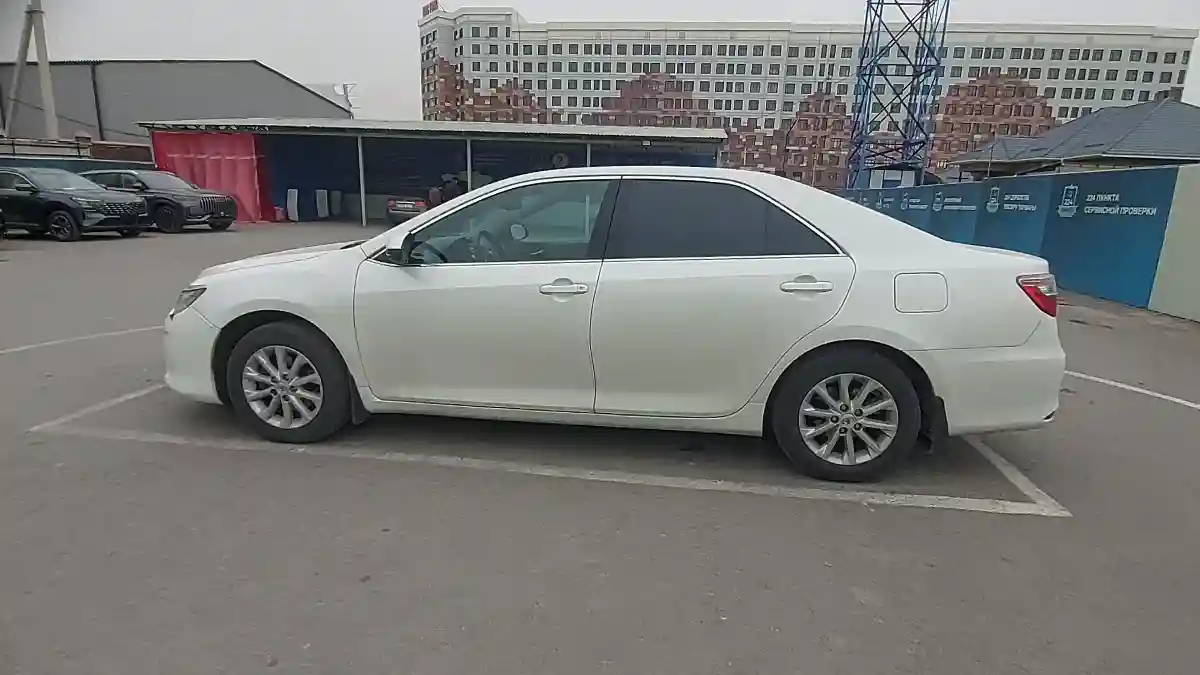 Toyota Camry 2016 года за 12 000 000 тг. в Шымкент