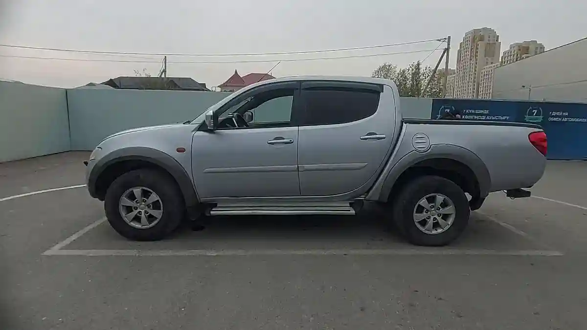 Mitsubishi L200 2008 года за 6 500 000 тг. в Шымкент