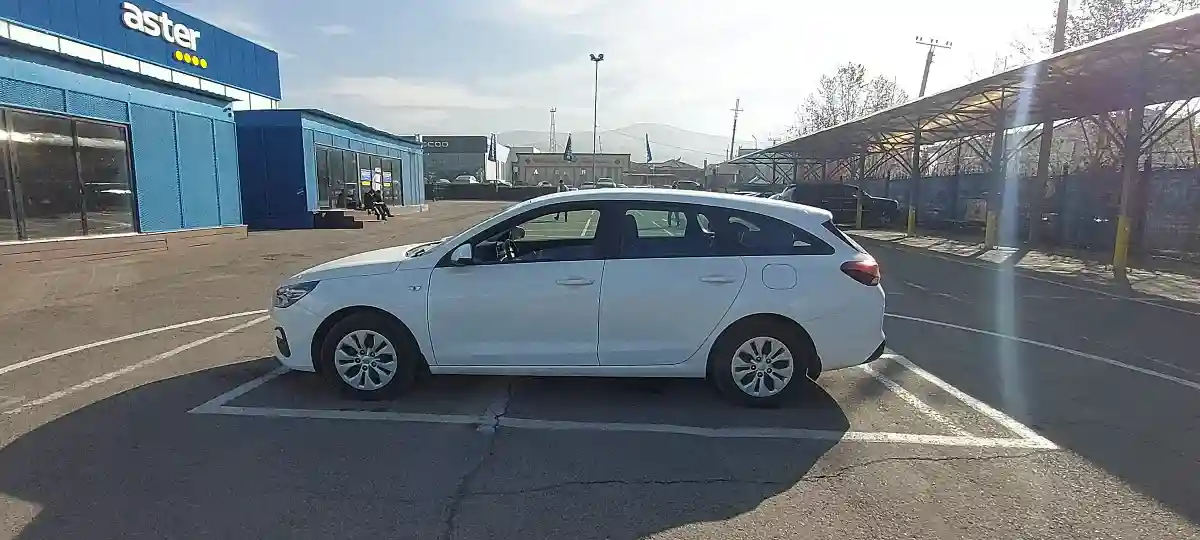 Hyundai i30 2023 года за 9 500 000 тг. в Алматы