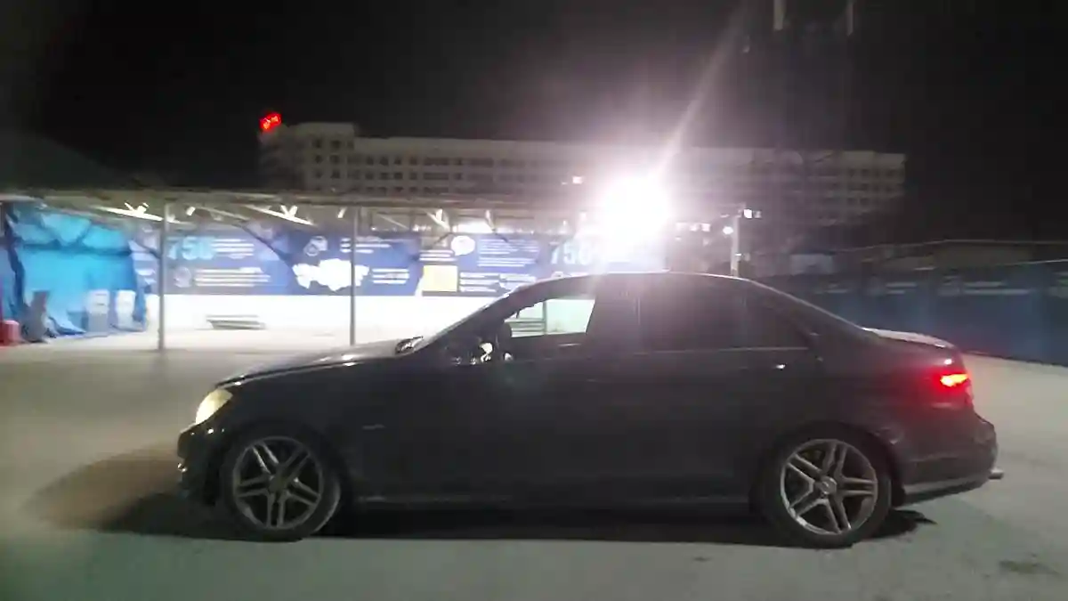Mercedes-Benz C-Класс 2012 года за 5 500 000 тг. в Шымкент