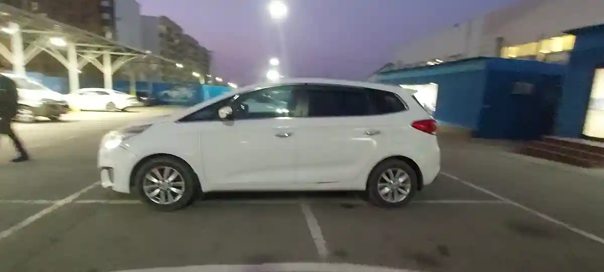 Kia Carens 2013 года за 7 000 000 тг. в Алматы