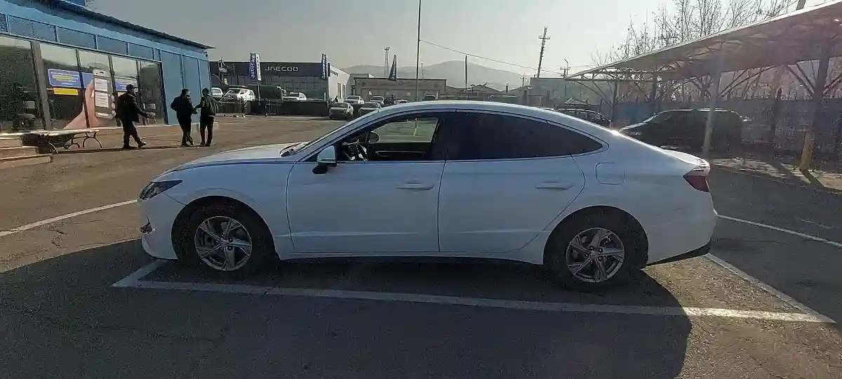 Hyundai Sonata 2021 года за 9 000 000 тг. в Алматы