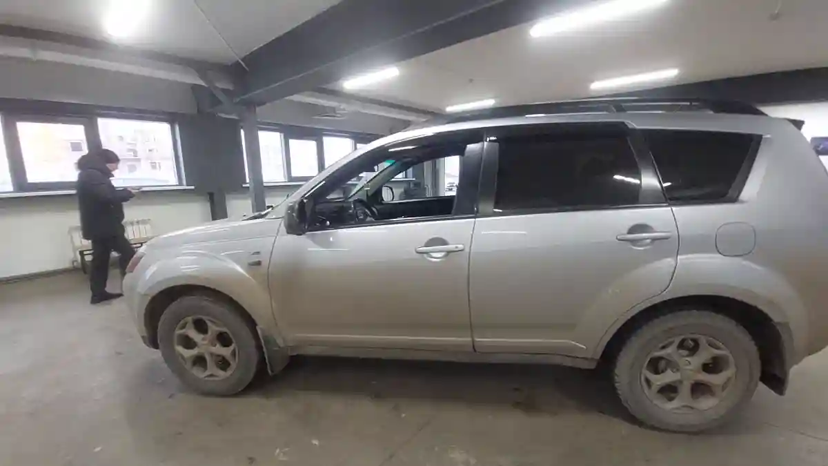 Mitsubishi Outlander 2008 года за 7 500 000 тг. в Астана