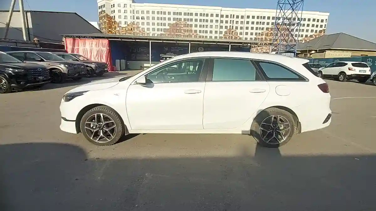 Kia Ceed SW 2024 года за 11 000 000 тг. в Шымкент
