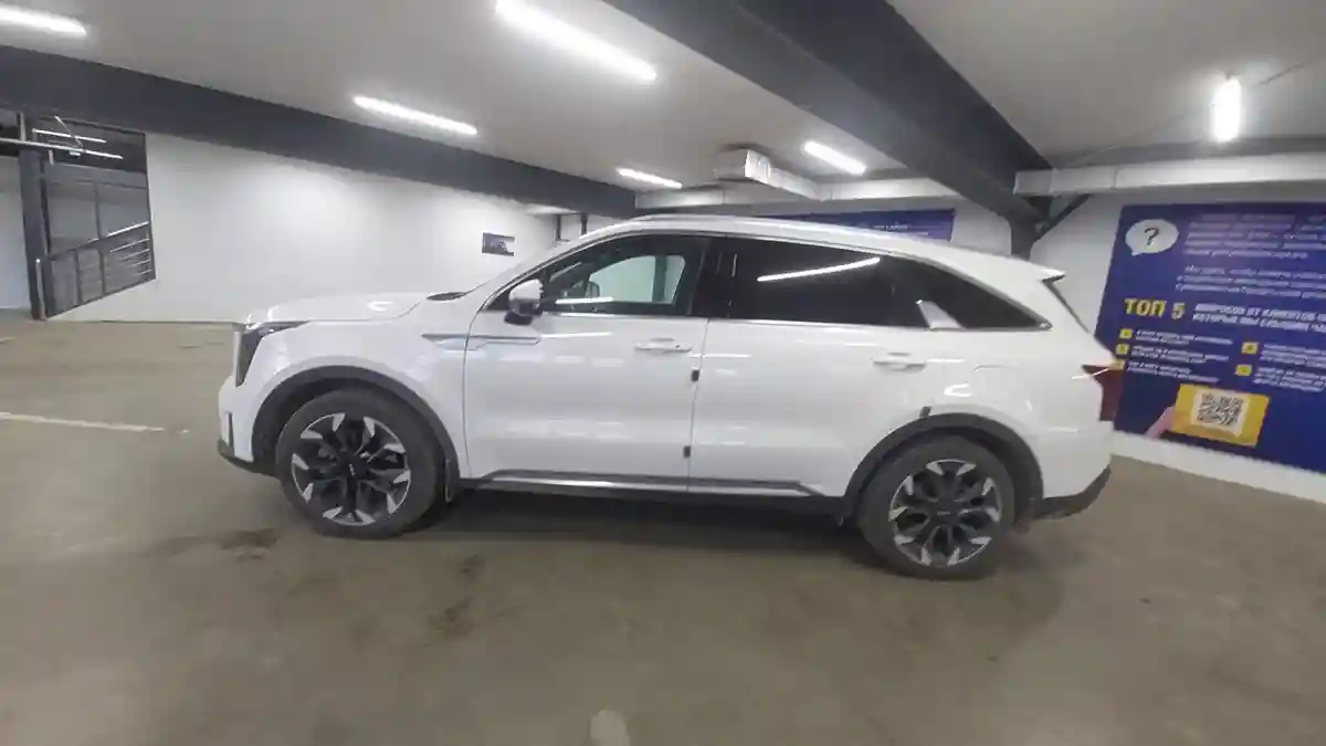Kia Sorento 2023 года за 22 800 000 тг. в Астана